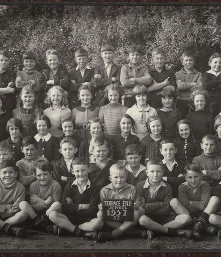 Terrace End School - Standard 2, 1937