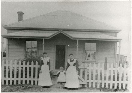 Ann Maria, Alice and Edith Spry