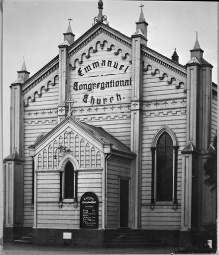 Emmanuel Congregational Church, Broadway