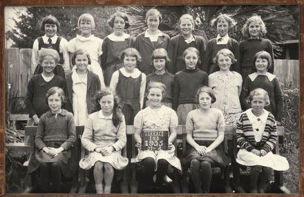 Terrace End School - Standard 4, 1935