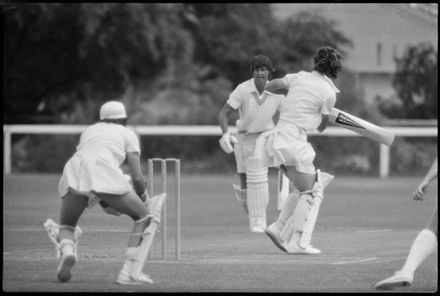 “Kiwi women coast to easy victory” - Resource cover image