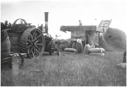 Threshing mill at work, Penny's Line