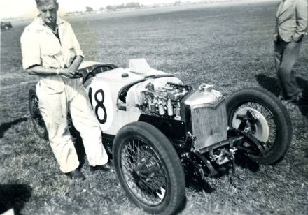Brooklands Riley car 1089cc, Ohakea Trophy car race - Resource cover image