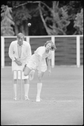 Hallyburton Johnstone Shield – Auckland v Canterbury - Resource cover image