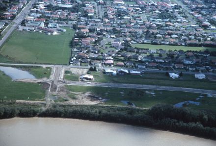 Aerial featuring Savage Crescent, Park Road and Henare Street