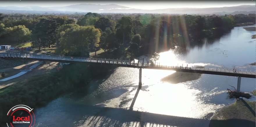 He Ara Kotahi bridge and pathways - Resource cover image