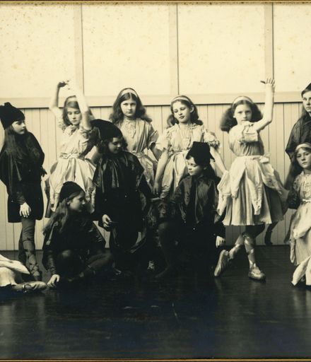 Craven School Pupils in Costume