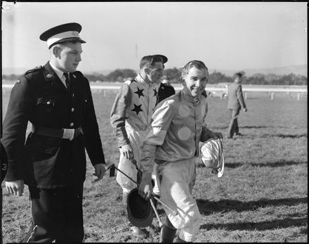 "They Walked Back to Birdcage."