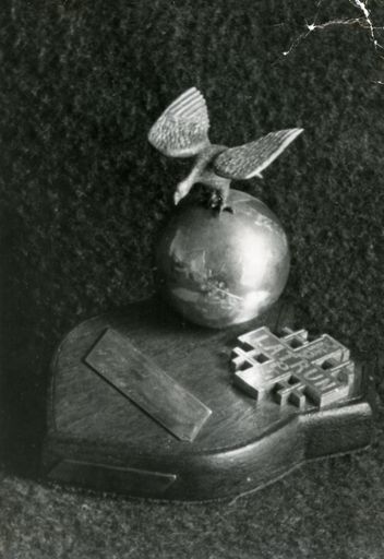 Paperweight from Polish soldier