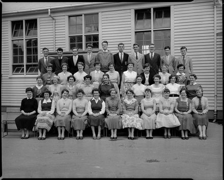 Students, Palmerston North Teachers' College - Resource cover image