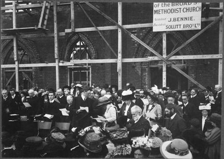 St Pauls Methodist Church, Broadway Avenue