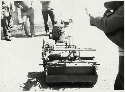 Laying bitumen at Palmerston North Airport - Resource cover image