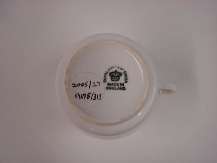 Image 1: Ceramic cup and plate set with painting of The Lakelet in The Square