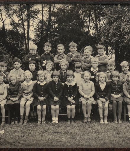 Terrace End School - Primer 2, 1940