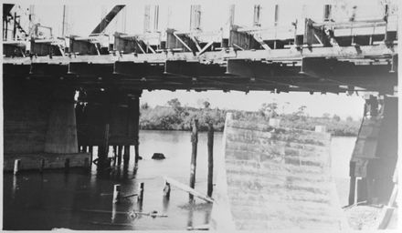 Construction of the Second Fitzherbert Bridge