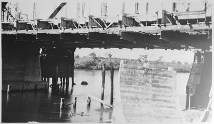 Construction of the Second Fitzherbert Bridge