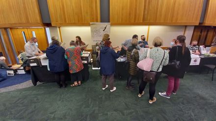 'Ka Mua, Ka Muri" (2)