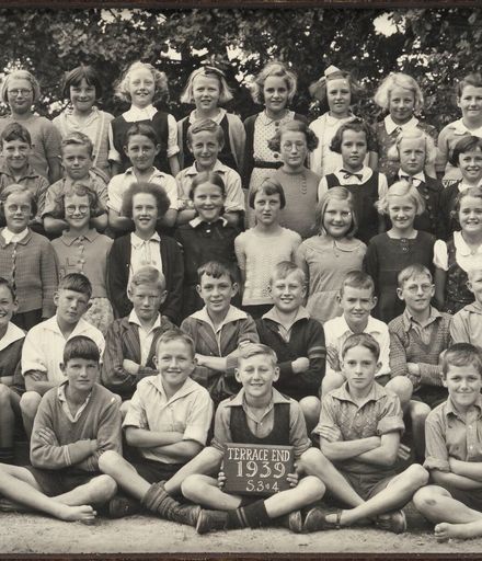 Terrace End School - Standard 3 and 4, 1939