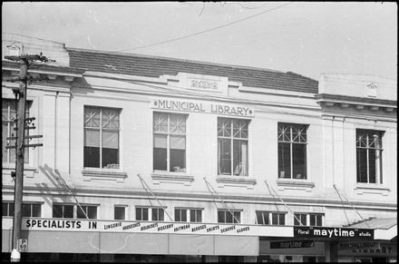 Public Library, corner of The Square and Fitzherbert Avenue