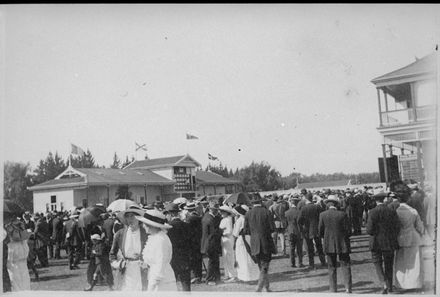 Boxing Day Meeting, Awapuni Racecourse