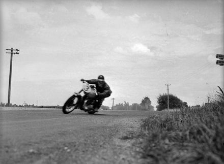 No. 3 Motorbike, Palmerston North Bunnythorpe road