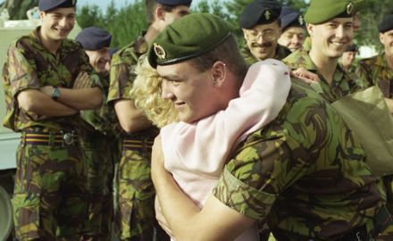 Madge Allsop greets Linton Soliders