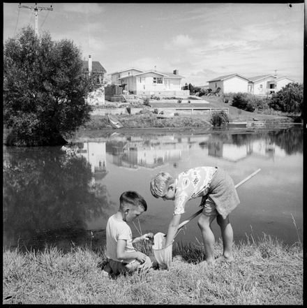 "Gone Fishing" at Hokowhitu Lagoon - Resource cover image