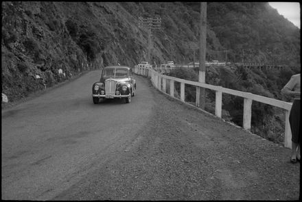 Manawatū Gorge and River scene - Resource cover image