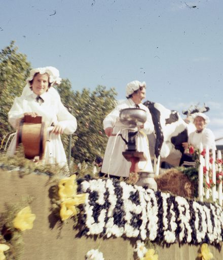 Centennial Parade - Glenoroua float