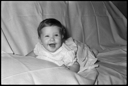 Baby - photo shoot - Resource cover image