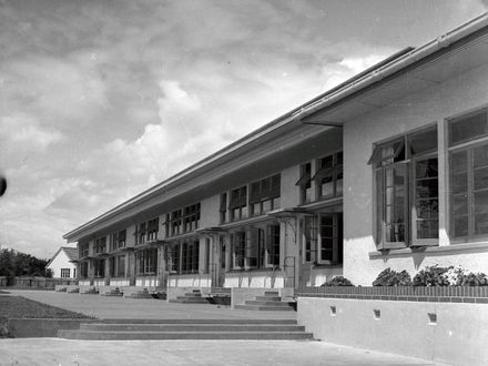 Terrace End School