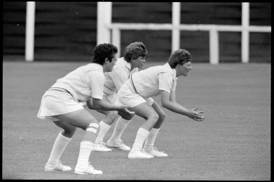 2025N_2017-20_Cricket-Women_043046-003