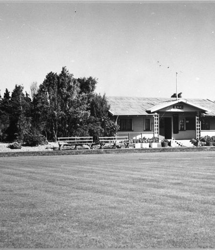 Takaro Bowling, Tennis and Bowling Club, Featherston Street