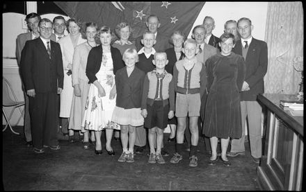 "Dutch Family Become New Zealand Citizens"