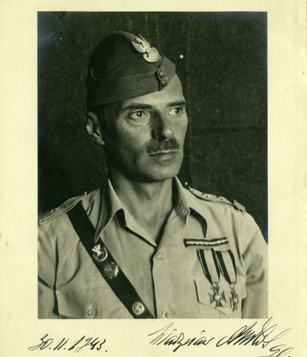 Signed image of General Anders, commander in Chief of the Polish army in the Middle East, sent to the Polish Army League