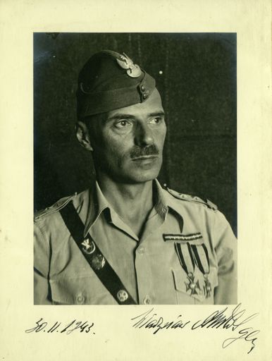 Signed image of General Anders, commander in Chief of the Polish army in the Middle East, sent to the Polish Army League