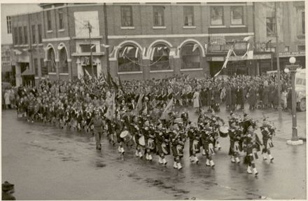 Victory over Japan celebration parade, The Square