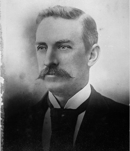 Robert Edwards, Mayor