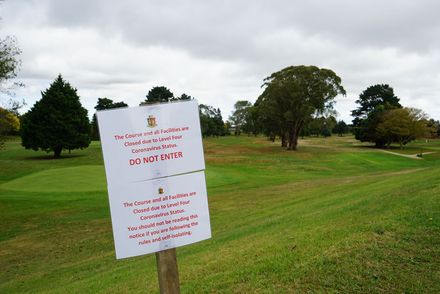 COVID-19 Closure Sign – Palmerston North Golf Club