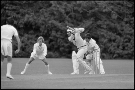 "Kiwi side keeps final bid alive" - Resource cover image