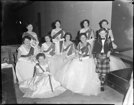 "Scottish Ball" Debutantes Presented