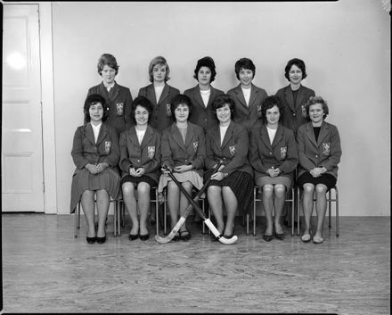 Teachers College Winter Sports Team - Hockey, women