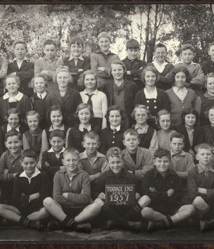 Terrace End School - Standard 3 and 4, 1937