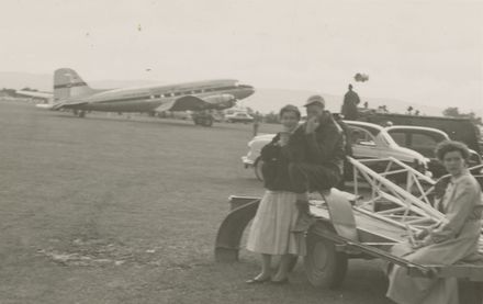 First International Agricultural Aviation Show, Milson Airport