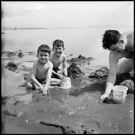 "Digging in Sand" for Pipis - Resource cover image