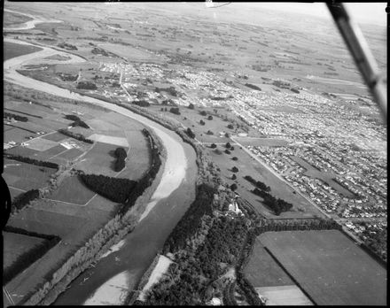 Argosy Aerial - Awatapu Golf course