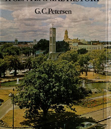 Palmerston North: A Centennial History