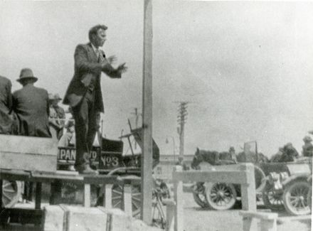 Armistice Day parade in Rongotea