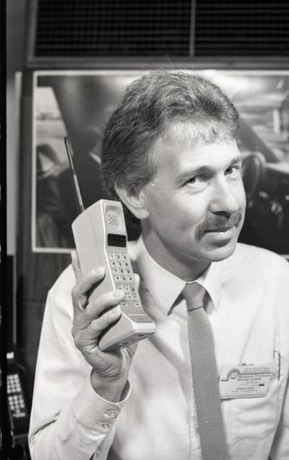 "Look No Cords" - Early Cellphone "Look No Cords" - Early Cellphone