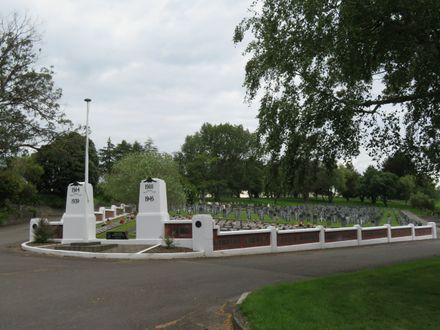 Kelvin Grove Cemetery Services Section